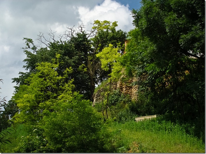 Дермань, стіни  Троїцького монастиря