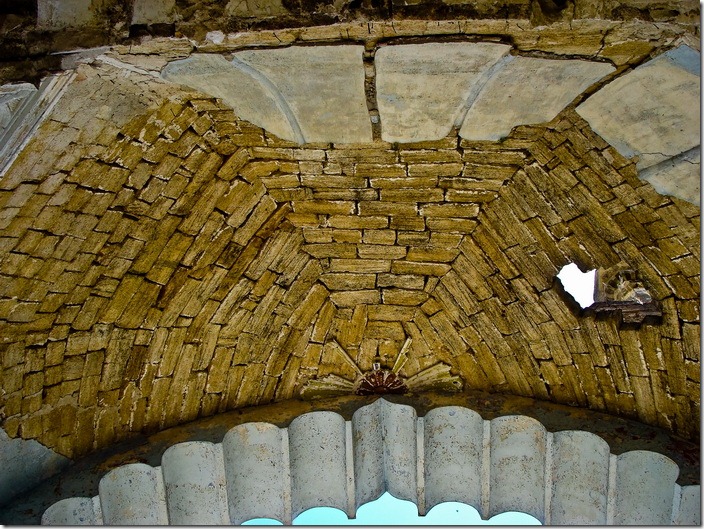 Петрівка, палац  Курисів, склепіння