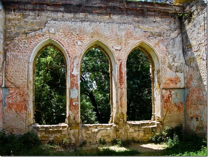 Петрівка, палац Курисів