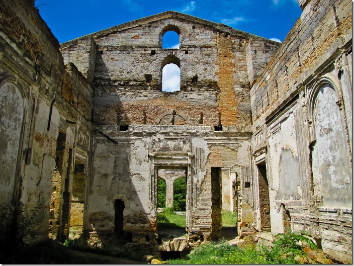 Петрівка, палац Курисів