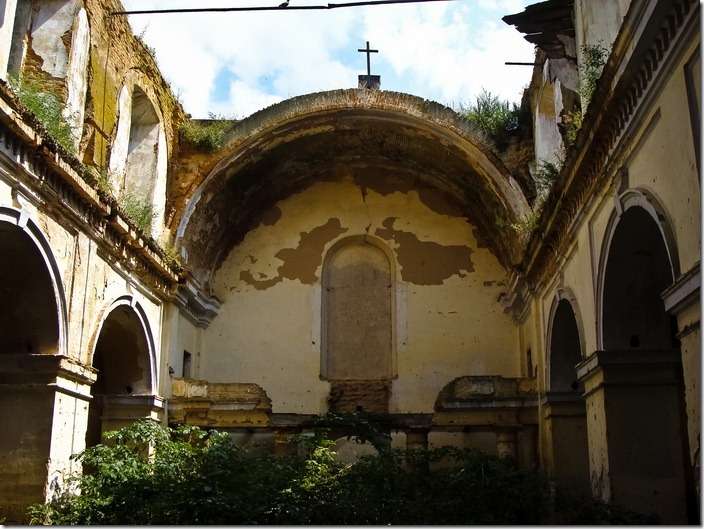 Невірків, домініканський костел