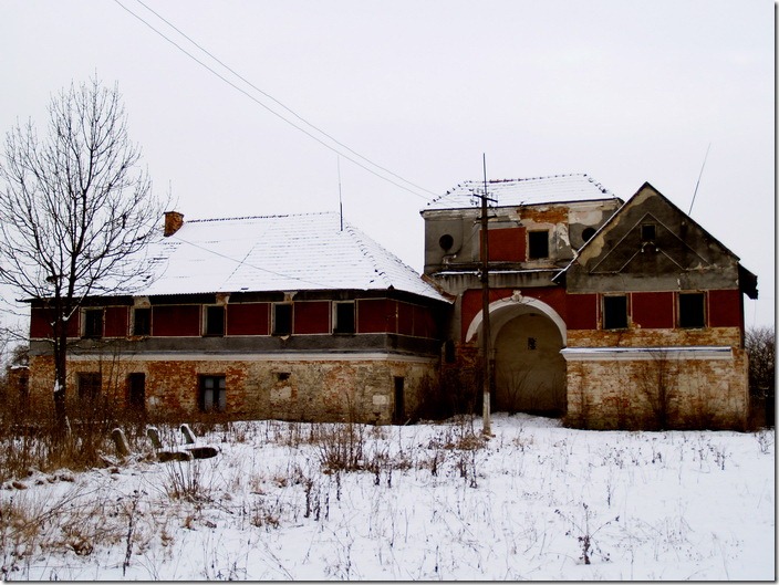 Приозерне, садиба Рея, брама